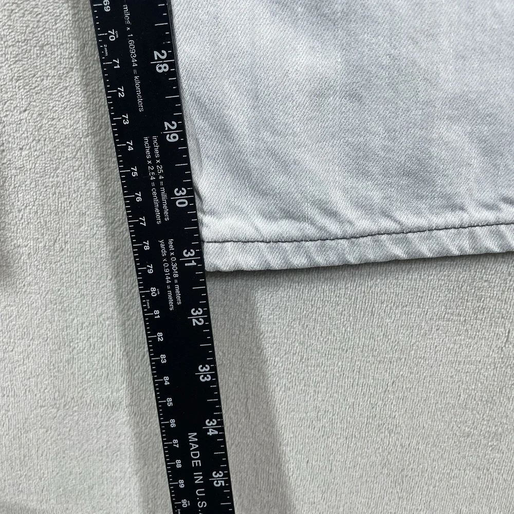 Levis item good